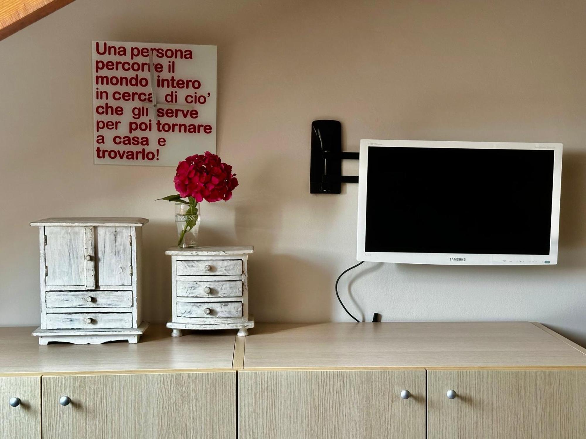 Loft Centro Storico Tommaso Apartment Turin Ngoại thất bức ảnh